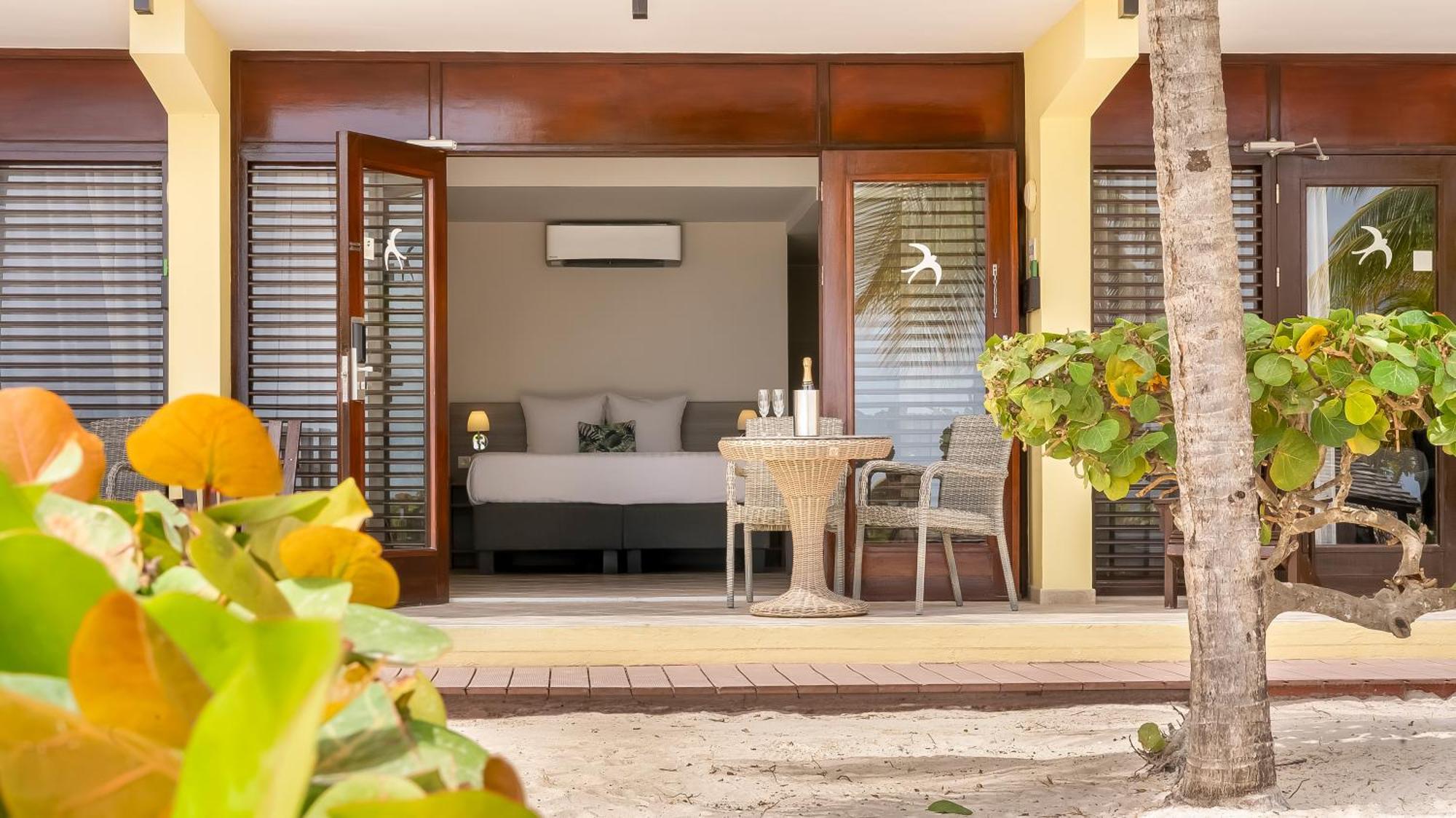 Lionsdive Beach Resort Curacao Exterior foto